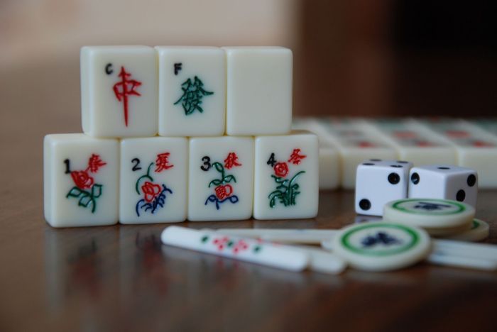 Makna dan Fungsi Tile Mahjong